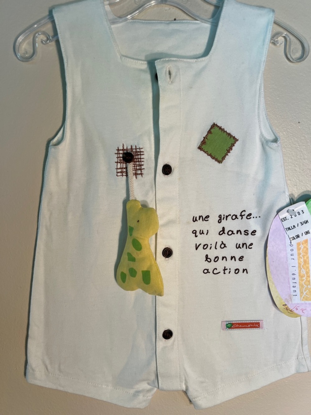 Vintage Kids Cream Baby Sleeveless Romper with Green Giraffe Toy 3-6M